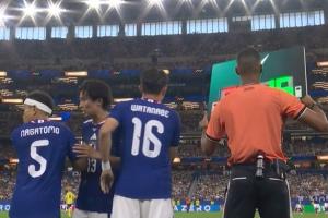 39岁日本后卫长友佑都五度亮相世界杯，第75分钟替补出战