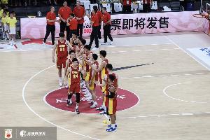 冰火对决!中国男篮不敌日本19分 中国台北男篮逆转韩国19分