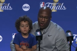 【全版】布朗感叹夺冠感不真实 布伦森实至名归MVP