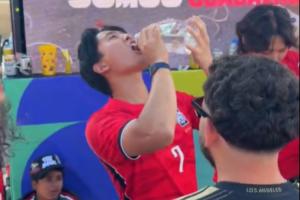球友酒友，韩国与墨西哥球迷街头畅饮龙舌兰
