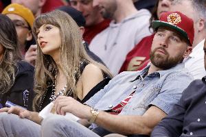 泰勒·斯威夫特观战NBA东部决赛,场边座椅拍卖价格高达800美元