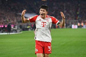 记者：斯帕莱蒂力促尤文签下金玟哉，拜仁报价至少3000万欧元