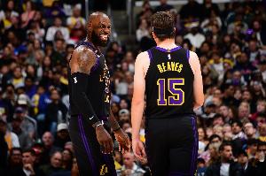 里夫斯是我在大学到NBA期间见过的进步最大的球员，受到勒布朗·詹姆斯的影响