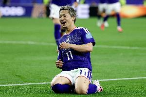 日本1-0力克瑞典！堂安律斜传助瑞典防线洞开，前田大然进球得分！