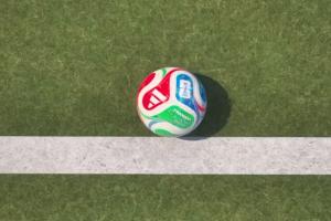 三笘薰上届极限救球击退西班牙，今日日本遭突尼斯门线惊险化解