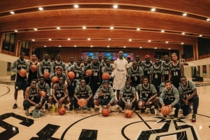 足篮合作！塞内加尔国家队莅临NBA马刺队训练基地