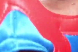 尼克斯球迷此前：女友背叛爸被驱逐房子没了，但尼克斯进总决赛了