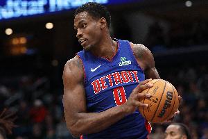 知名记者指出：在NBA，有观点认为杜伦正寻求年薪约4000万美元的合同