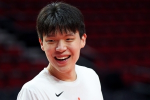 NBA赛季提升后，杨瀚森486天后重返国家队，23日迎战荷兰男篮