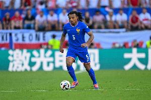 孔德亮相世界杯，法国队9胜1平未尝败绩