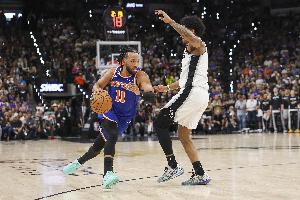 布伦森：略微观看总决赛录像，主要想听听解说员的解析和看法