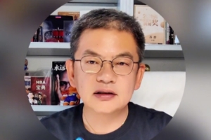 苏群谈杜锋：近年来压力巨大，凭借其能力定会重振旗鼓