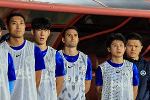 足球报:新鹏城队内外援调整待新教练评估后确定
