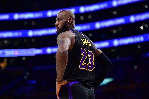 詹姆斯是否是NBA历史GOAT?杨毅与A·史密斯均表示:非也